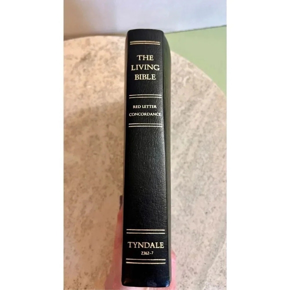 The Living Bible Red Letter Concordance Paraphrased Prayerbook Tyndale Hardcover - Picture 4 of 12